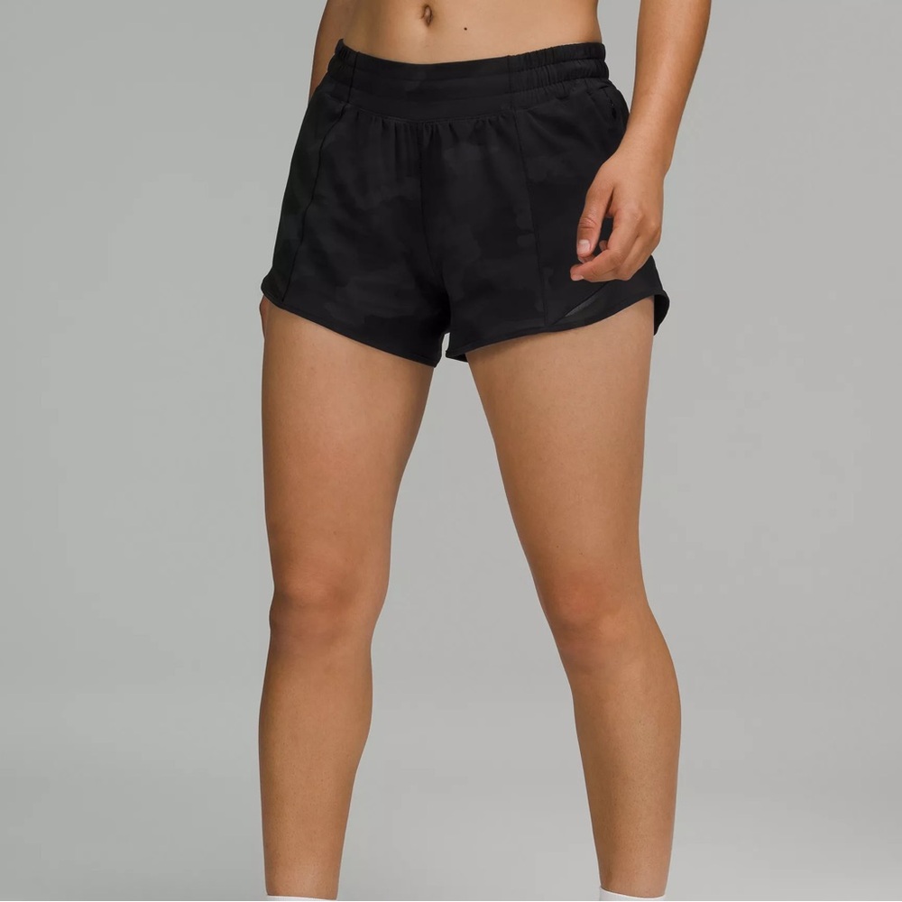 Lululemon Black Camo Low Rise 4" Hotty Hot Shorts